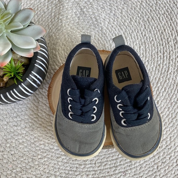 GAP faux suede & wool sneakers - Picture 2 of 7